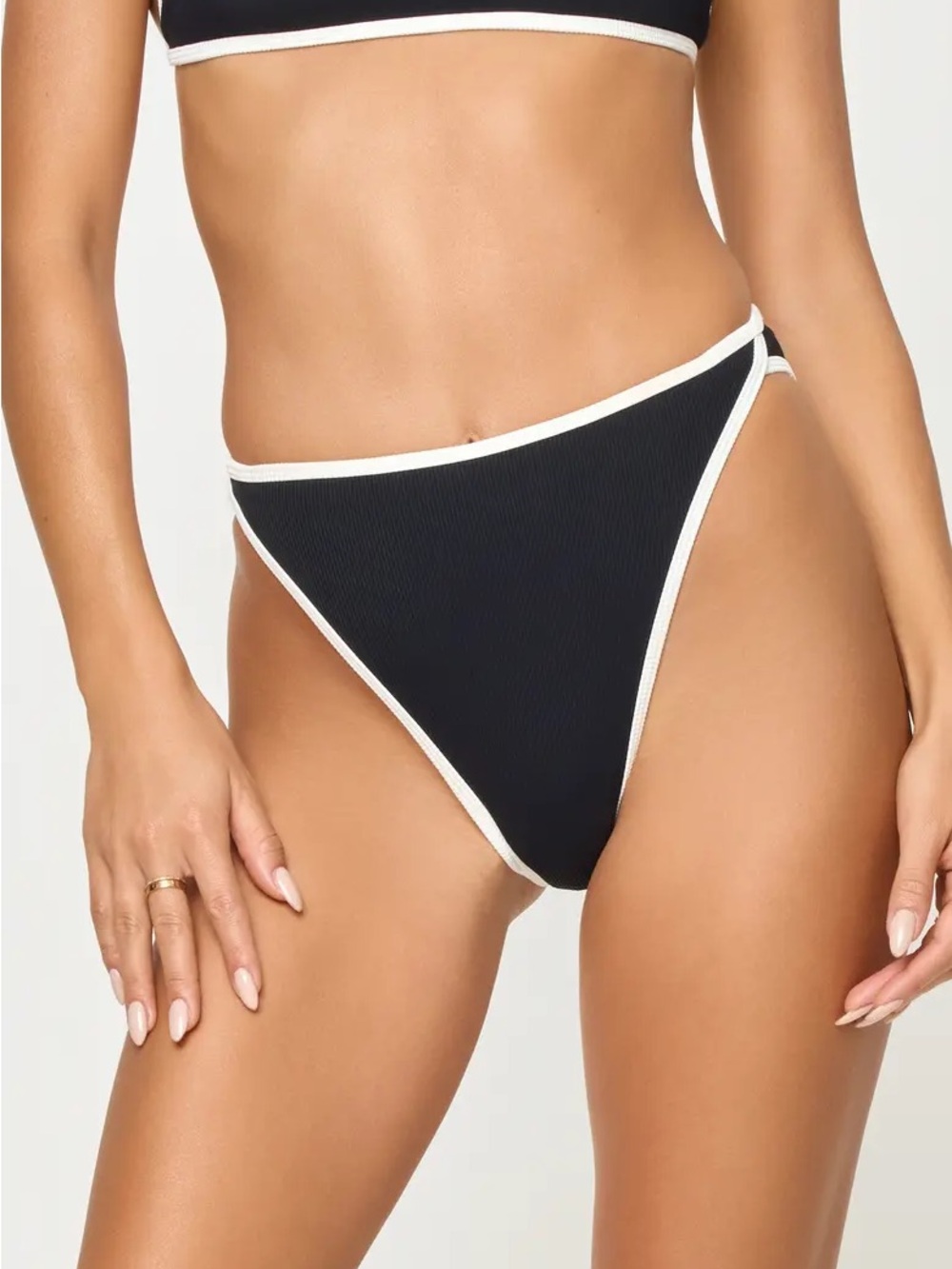 NWT SIZE L l*space Black Bikini Bottom with White Trim High-Cut